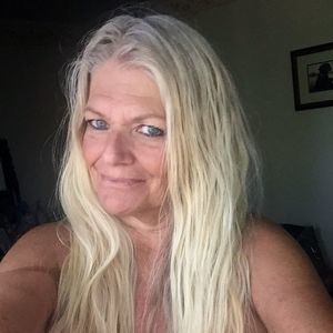 Meet your Posher, Ellen